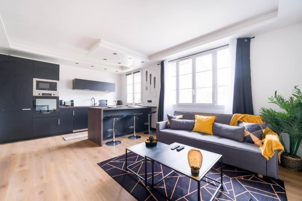 Le Black & White - 10 Min Orly, 3 Min Gare Juvisy Apartment Athis-Mons Exterior foto